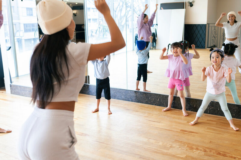 LOGOS DANCE SCHOOL